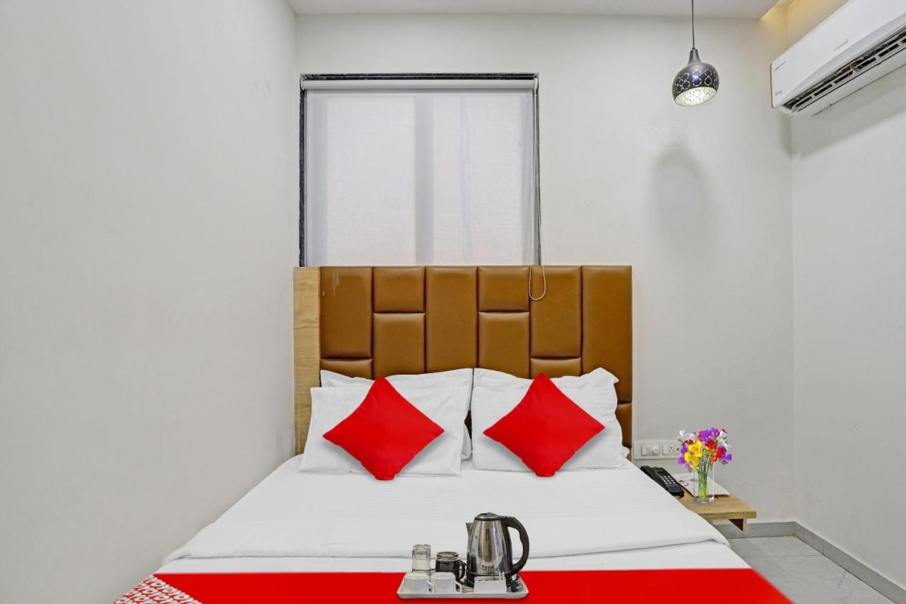 Hotel O Royal Orbit Сурат Екстериор снимка